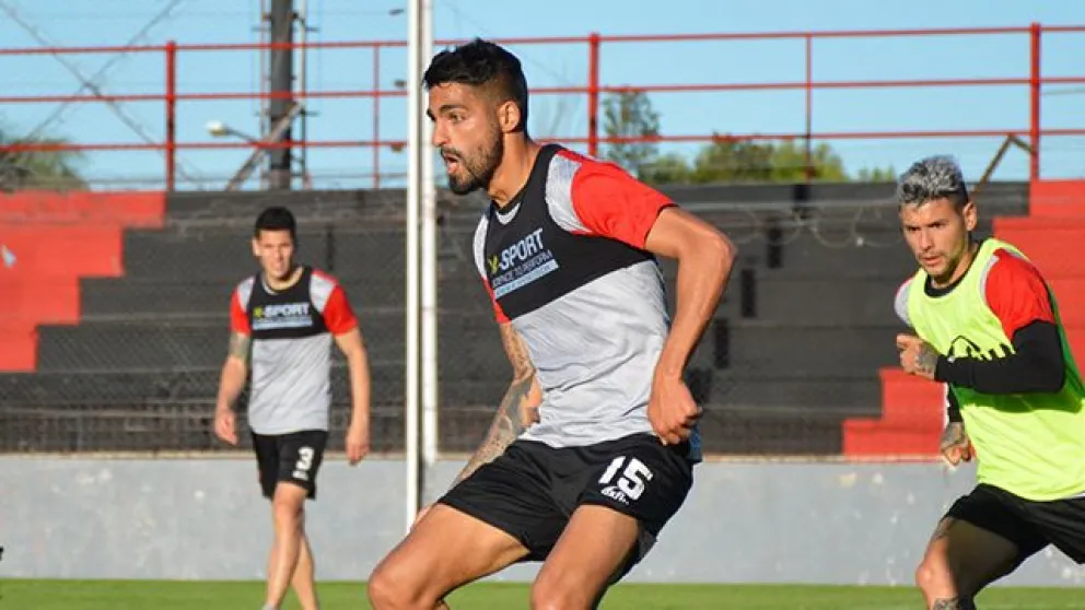Fabio Vázquez comenzó la pretemporada con Patronato con vistas a la Copa Libertadores, luego del parate por su lesión
