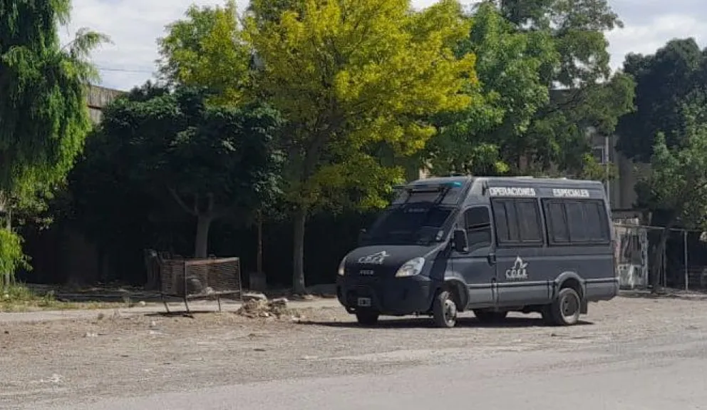 "Ya le robaron a todo el barrio": persisten las denuncias cruzadas entre los Rivera y los Figueroa