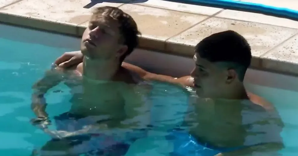 Las imágenes muy juntitos de Thiago y Nacho en la pileta de Gran Hermano