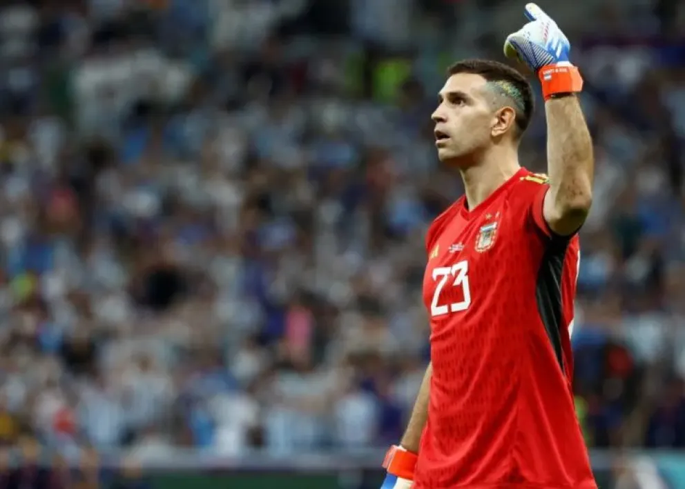 Dibu Martínez se convirtió en héroe: “Tenemos pasión, corazón y lo hacemos por todos los argentinos”