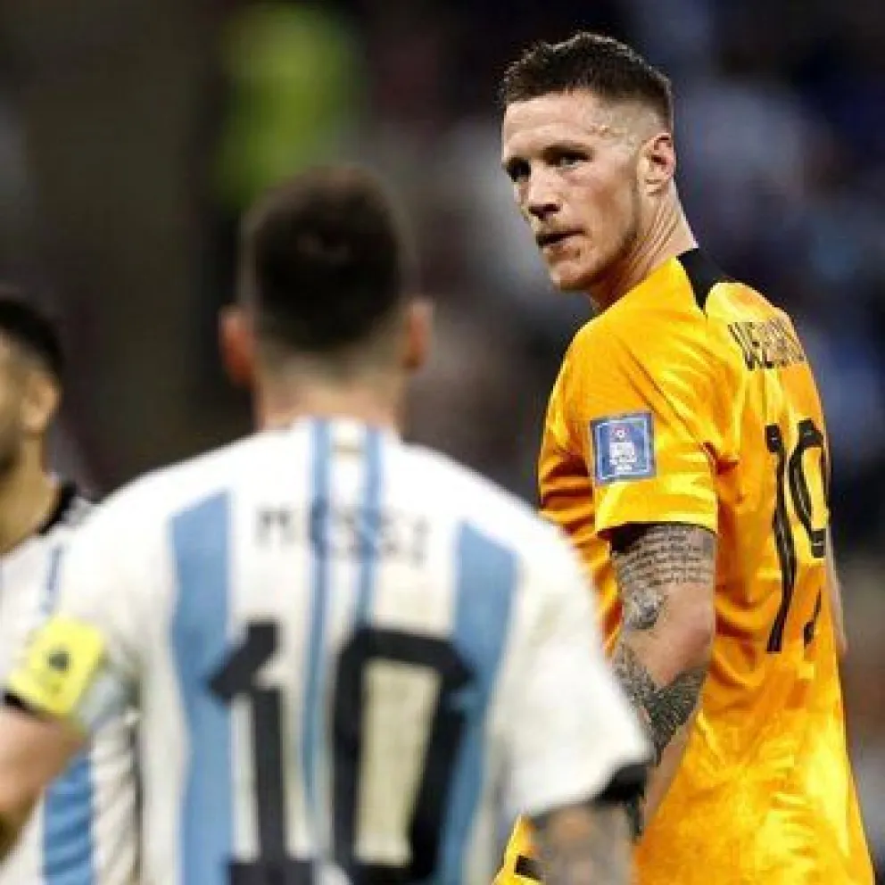 Weghorst, el destinatario del “¿qué mirás bobo?” de Messi dio su versión de los hechos