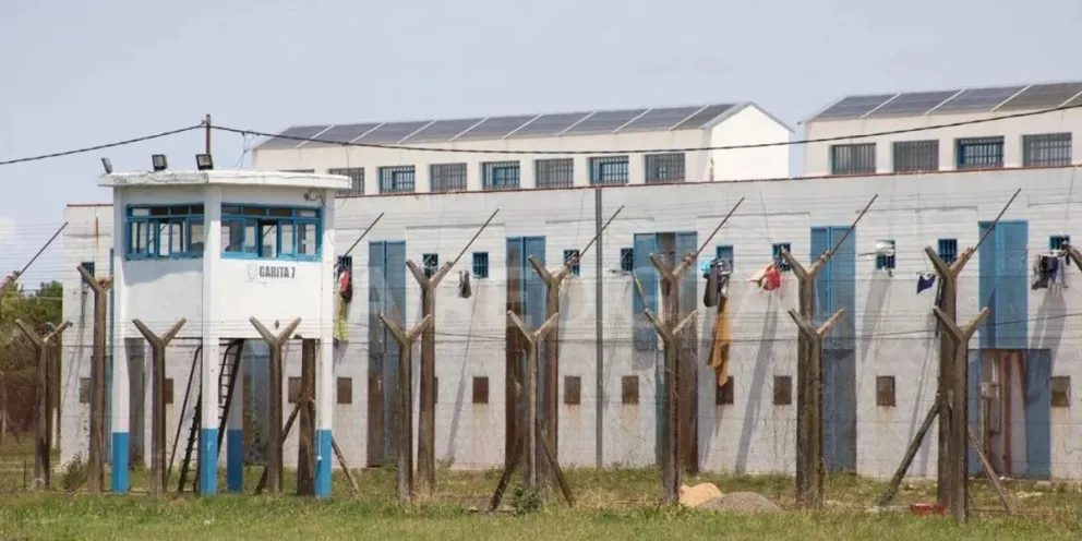 Insólito: hicieron un túnel y quisieron fugarse en pleno partido de Argentina en el Mundial