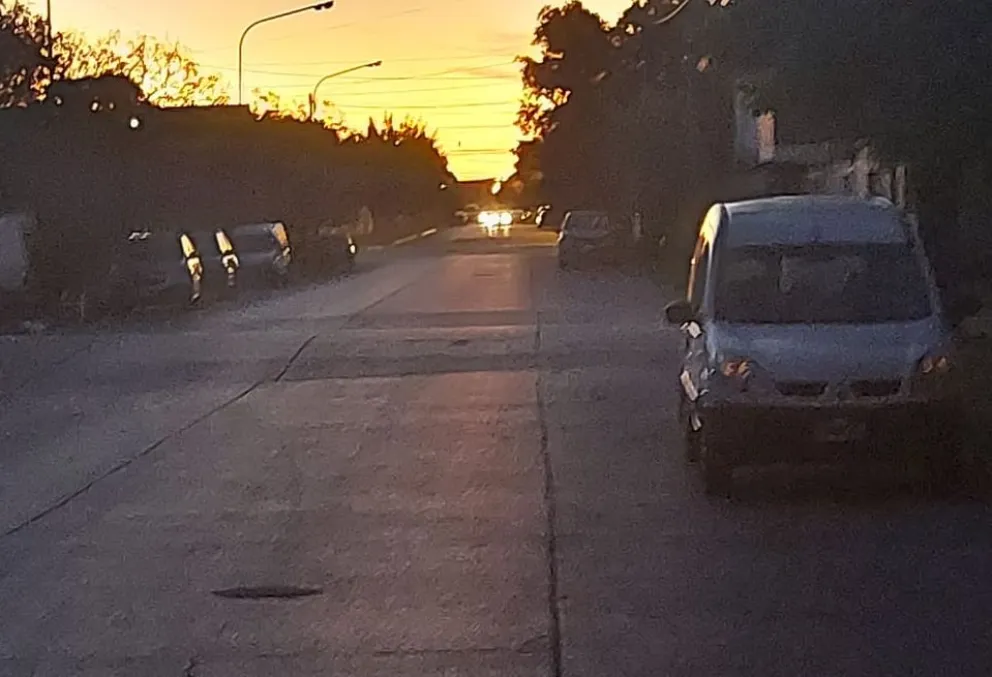 Temor entre los vecinos del centro por falta de iluminación pública