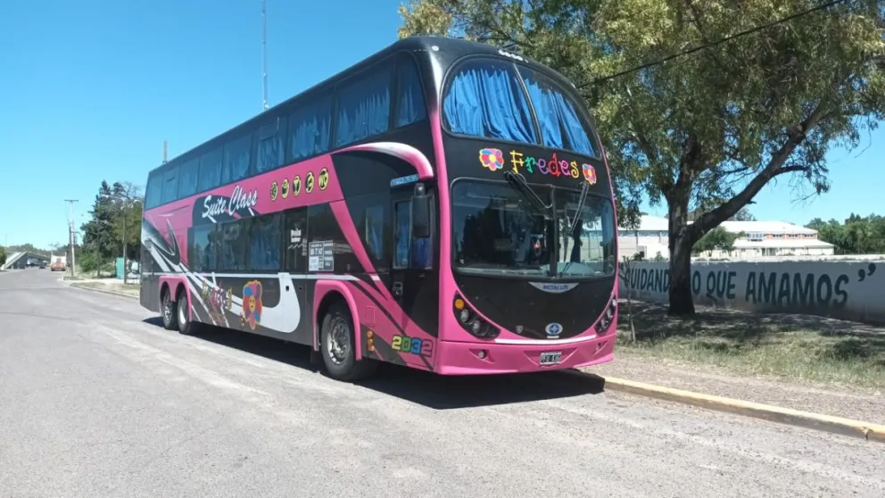 Retuvieron a un colectivo de larga distancia por deficiencias en el servicio