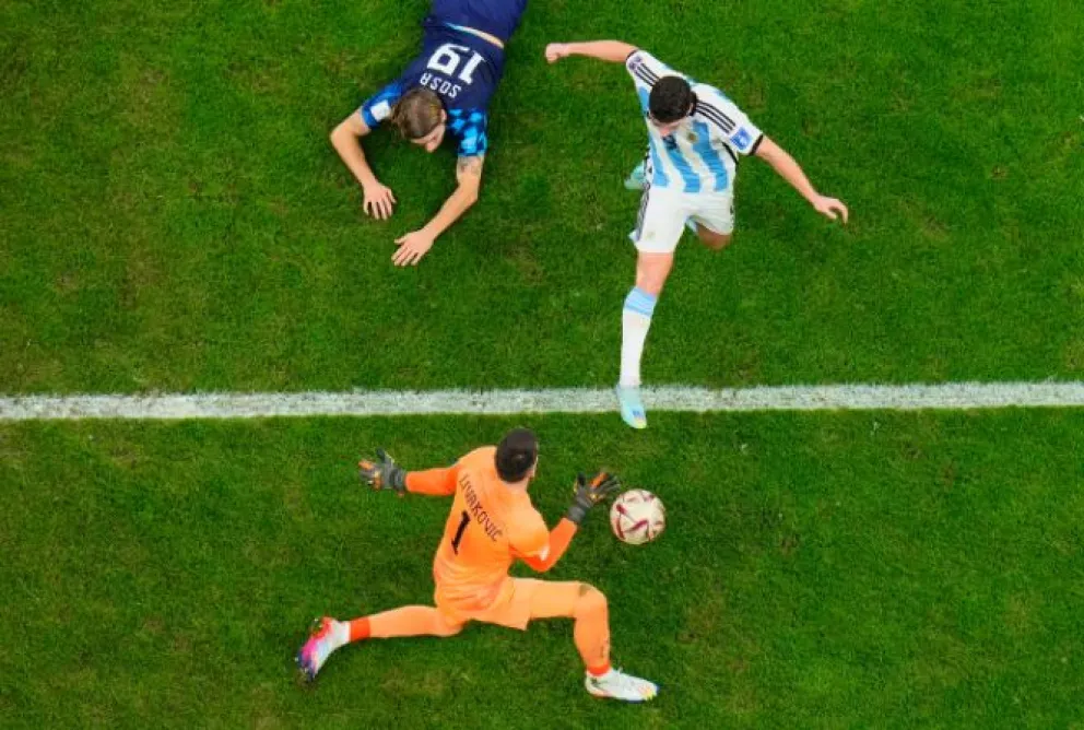 Julián Álvarez se convirtió en el mejor aliado de Messi: “Nos merecíamos esto”