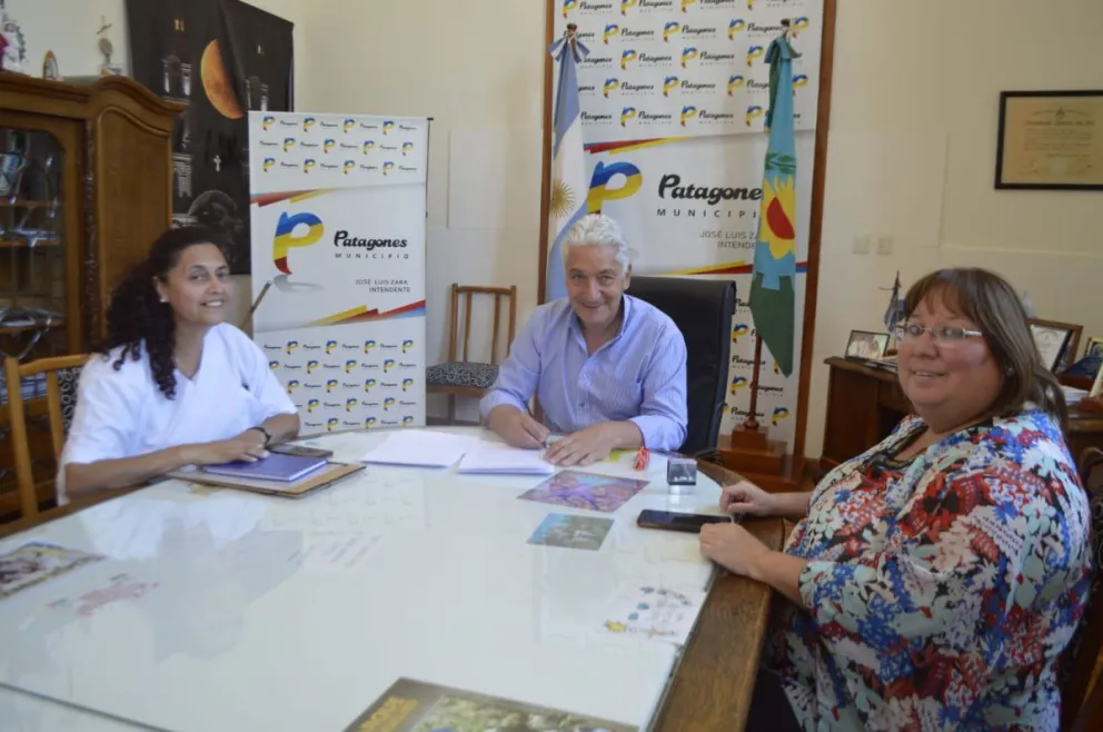 Firman acuerdo para implementar un programa de acompañamiento integral durante el embarazo