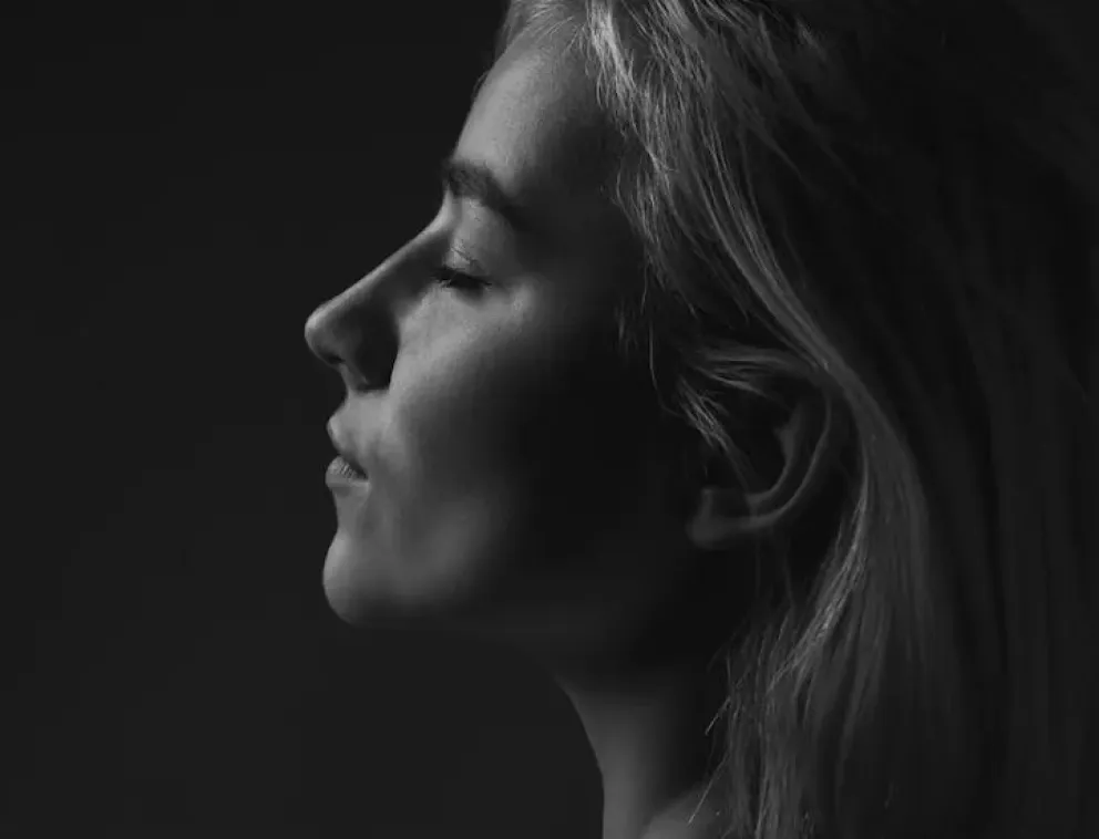 Cómo actúa cada signo del zodíaco cuando le rompen el corazón 