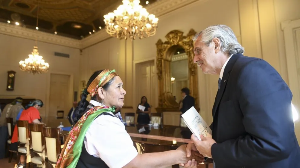 El Presidente recibió a integrantes de la comunidad Mapuche del territorio Williche
