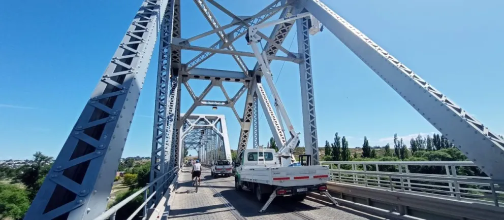 Viedma y Patagones trabajan en equipo sobre el Puente Viejo