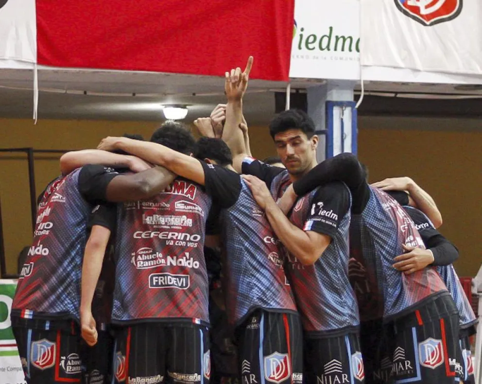 Deportivo Viedma cerró el año con una gira excelente