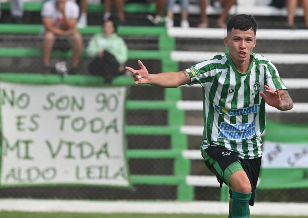 Deportivo Patagones fue goleado en Rawson y se acabó el sueño del Federal
