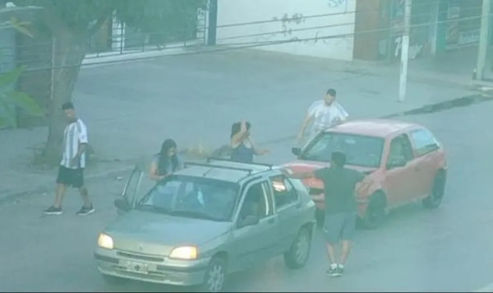 Los festejos mundialistas trajeron accidentes de tránsito en Viedma: “Ni un papel y alcoholizado”