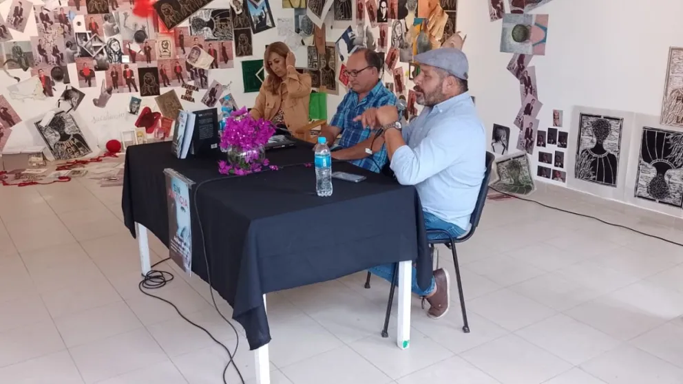 Moreno presentó su libro "Sin Justicia" que aborda la causa de los “sobresueldos”