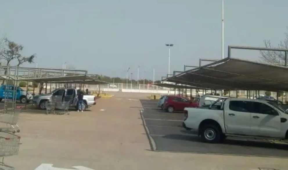 Impresiona la cantidad de robo de motos en los supermercados de Viedma: piden mayor seguridad 