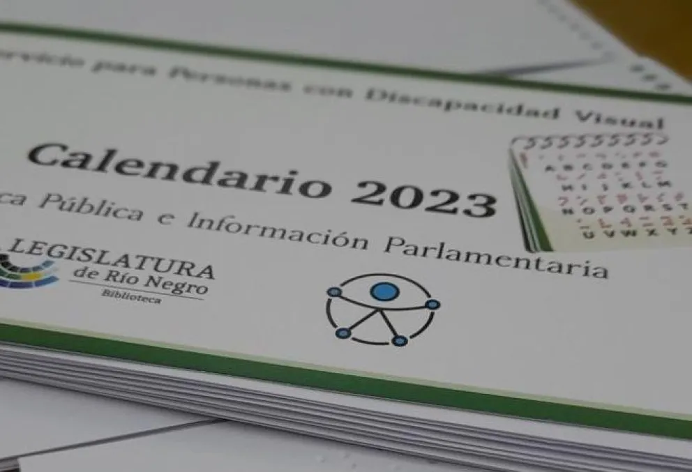 Legislatura entrega calendarios en Braille en forma gratuita