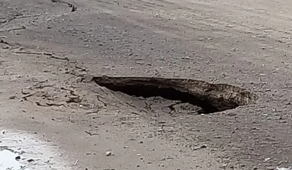 Un pozo de seis metros siembra terror en Patagones