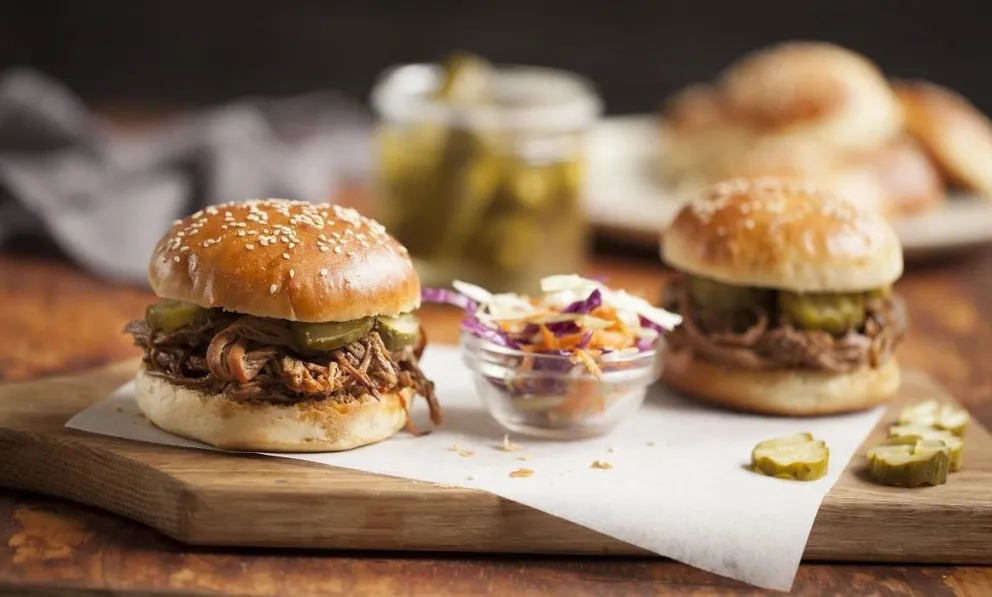Para las Fiestas: prepará espectaculares sándwiches de bondiola braseada hecha en casa