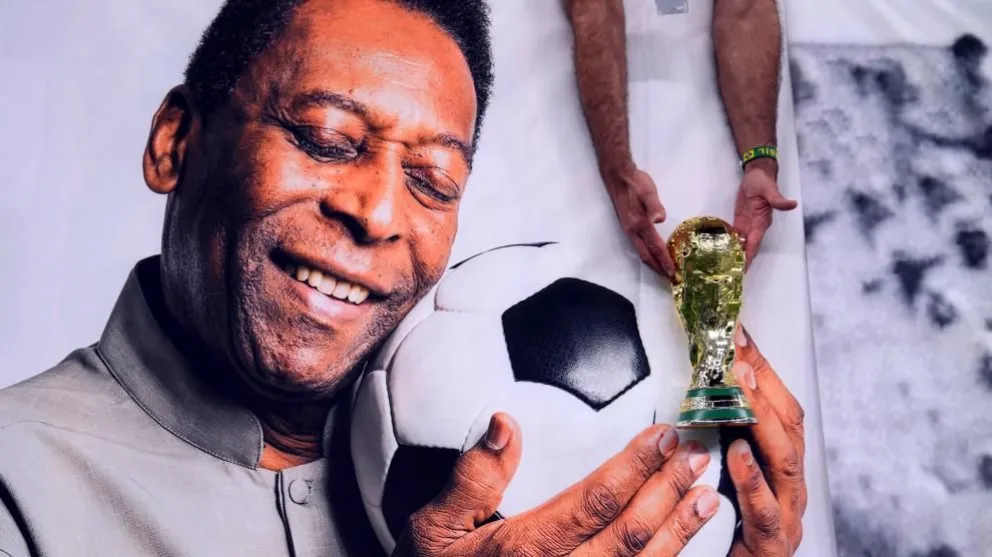 La hija de Pelé publicó una emotiva foto desde el hospital: “Una noche más juntos”