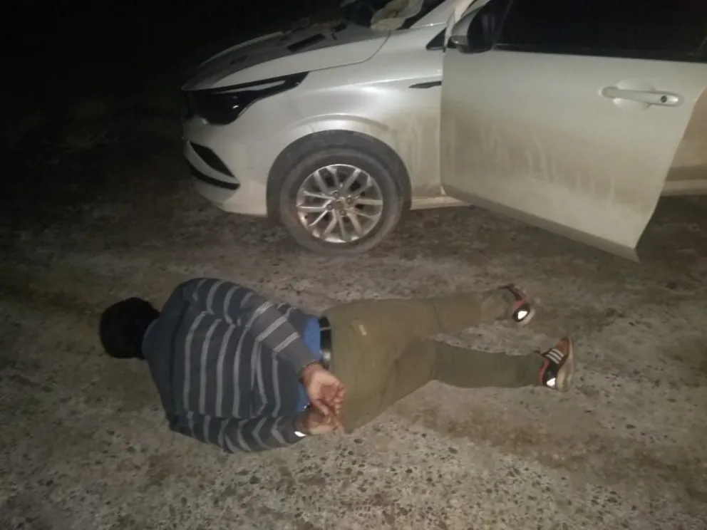 Quisieron asegurarse el asado para Navidad y terminaron esposados