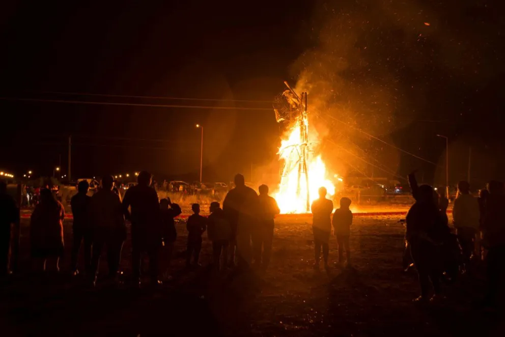 Domínguez advirtió que la actividad en el barrio Santa Clara está sujeta a protocolos estrictos. Foto archivo.