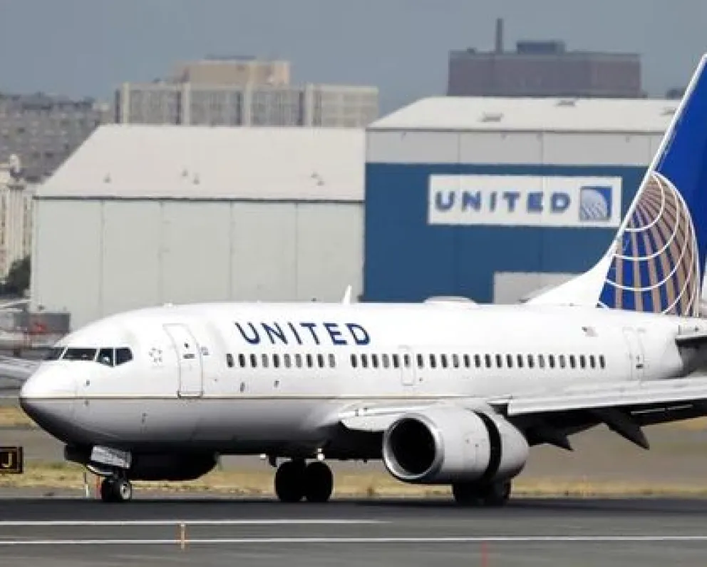 La Justicia acorrala a una aerolínea que vendió pasajes baratos y afectó a un viedmense