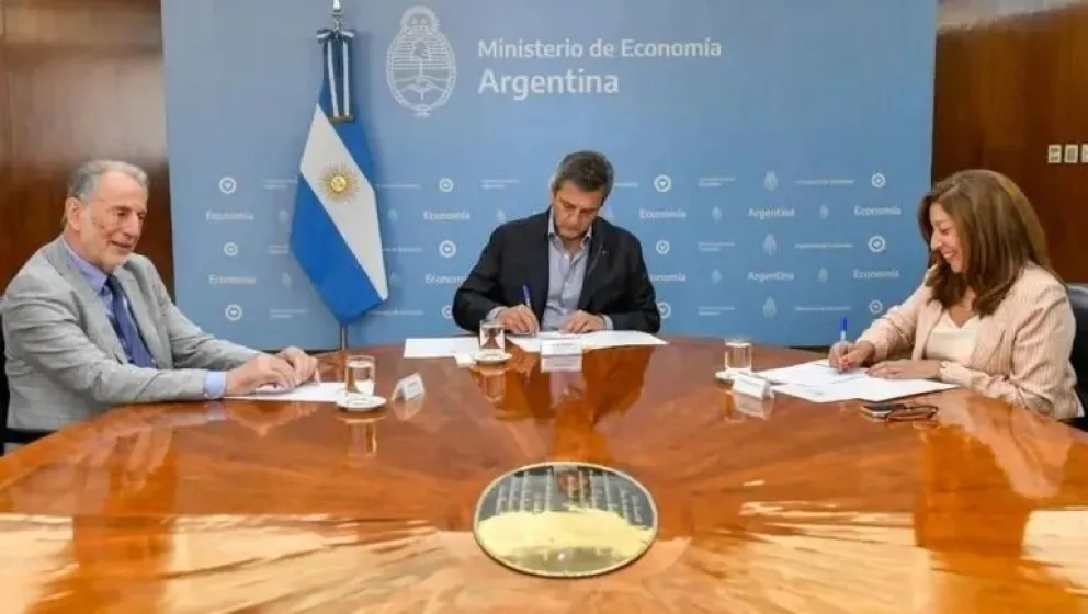 Carreras se reunió con Massa y acordaron un proyecto para fortalecer el riego en Viedma 