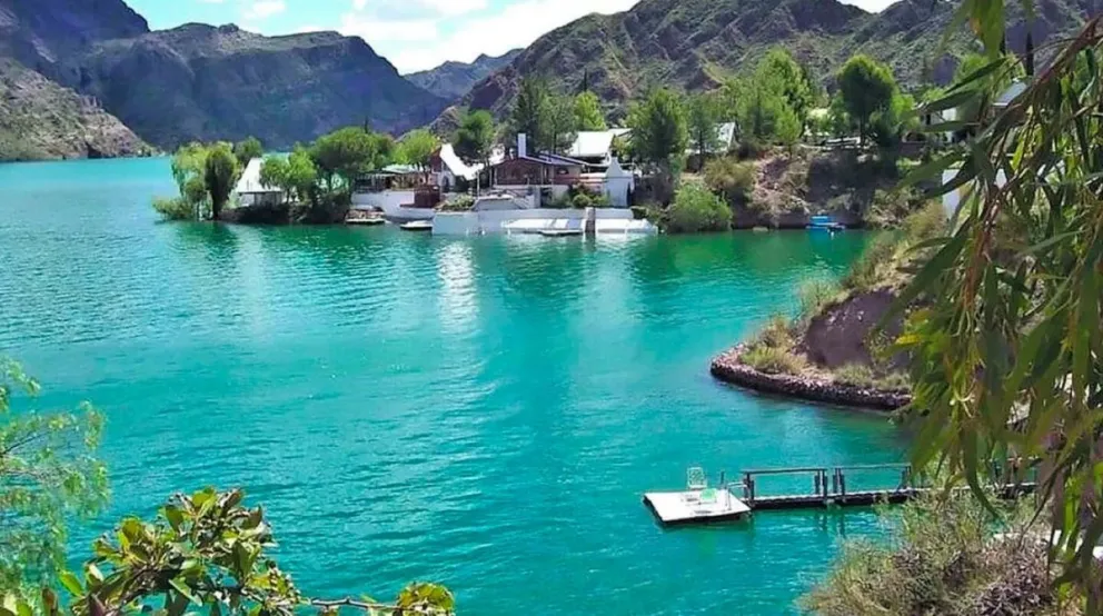 Trágico: un nene murió ahogado al caerse a un lago mientras se sacaba una foto familiar