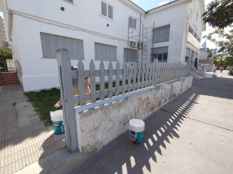 Por fin: lavan la cara para cambiar la deteriorada imagen al histórico edificio 