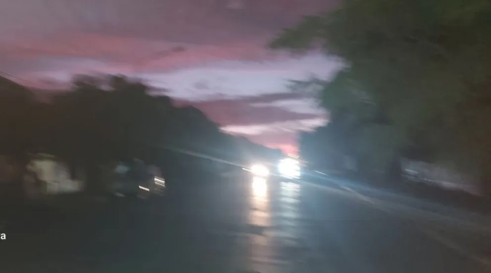 La calle Colón no tiene luz pública, hay miedo y las quejas de los vecinos se multiplican