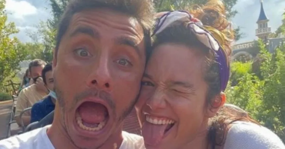 Manuela Viale hizo un repaso en foto de su historia de amor, que terminó en casamiento