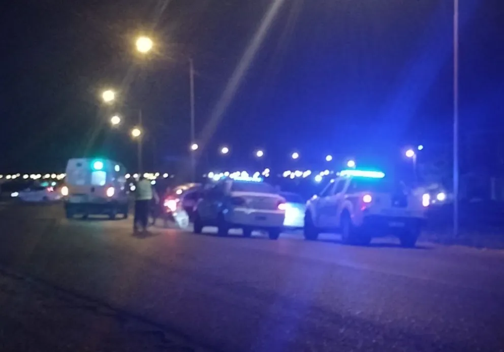 Un ciclista giró en "u" y terminó atropellado por una moto