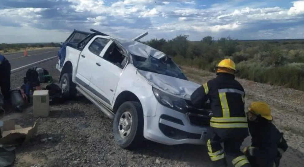 Impresionante vuelco cerca de SAO: en la camioneta iban 3 ocupantes 