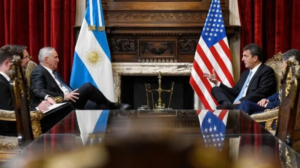 Tras el acuerdo fiscal con Estados Unidos: cuándo llega la información sobre las cuentas de argentinos en ese país