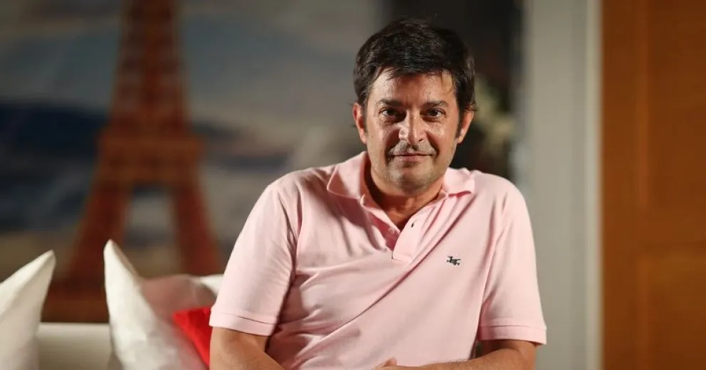 Las fotos privadas de Pablo Rago y su nueva novia: amor frente al mar