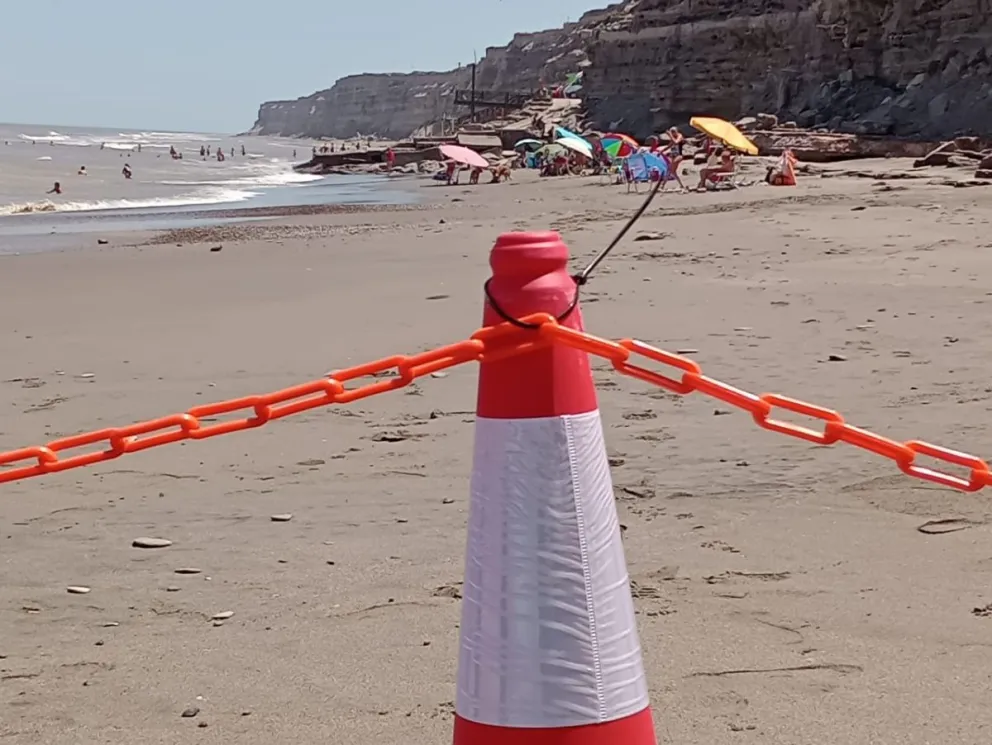 Reducen el espacio para el acceso con vehiculos en las playas del faro