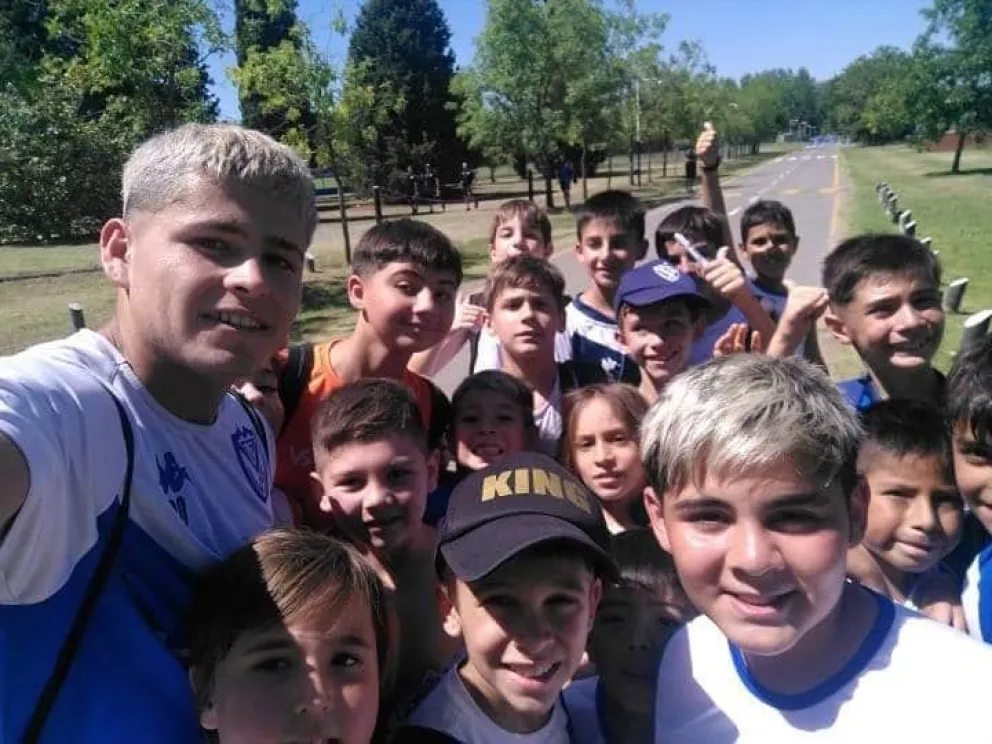 Un maragato suelto en Liniers: Carlos Gugenheim debuta en la reserva de Vélez