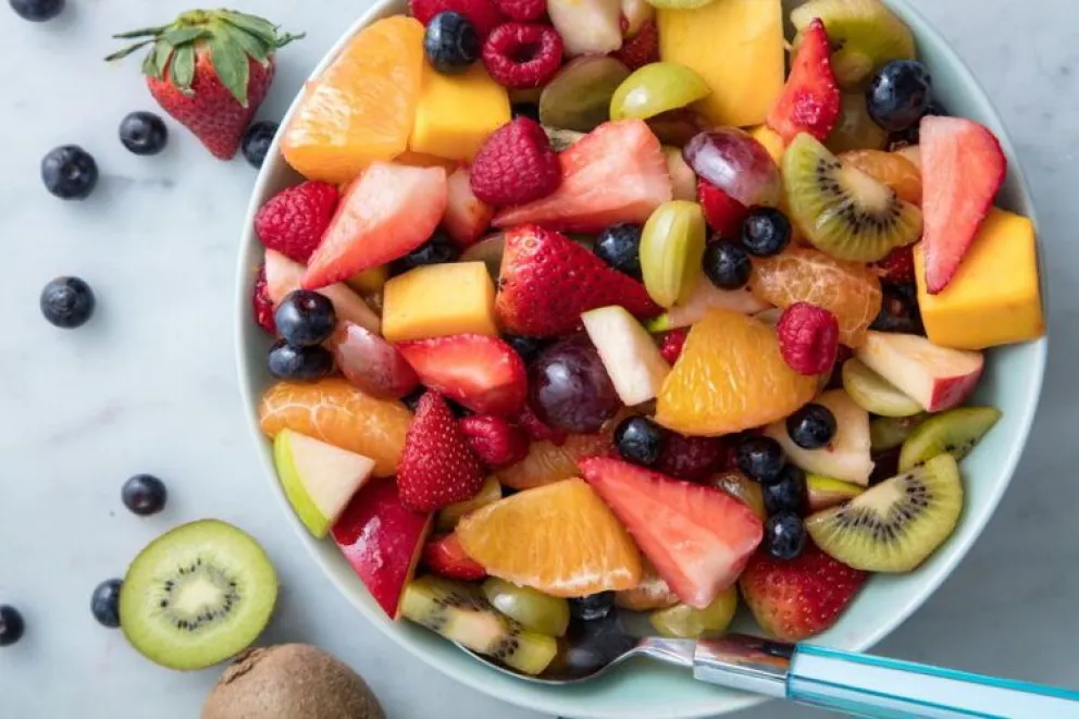 Un postre para todos: ensalada de frutas con miel
