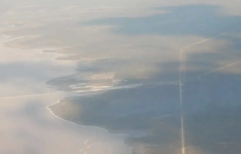 A cuatro días, continúan las tareas para combatir un voraz incendio