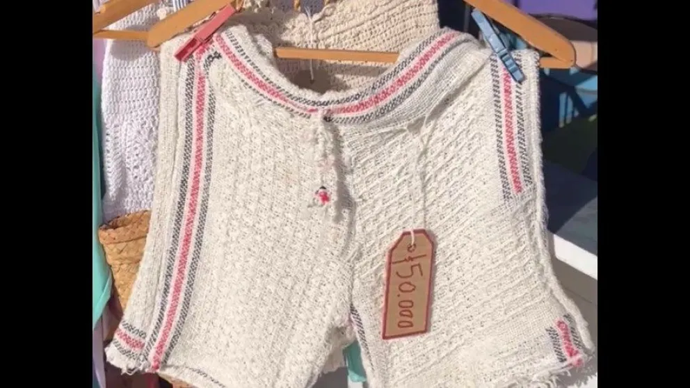 Una marca lanzó el short “trapo de piso” que se vende a un precio exorbitante y generó polémica en redes sociales
