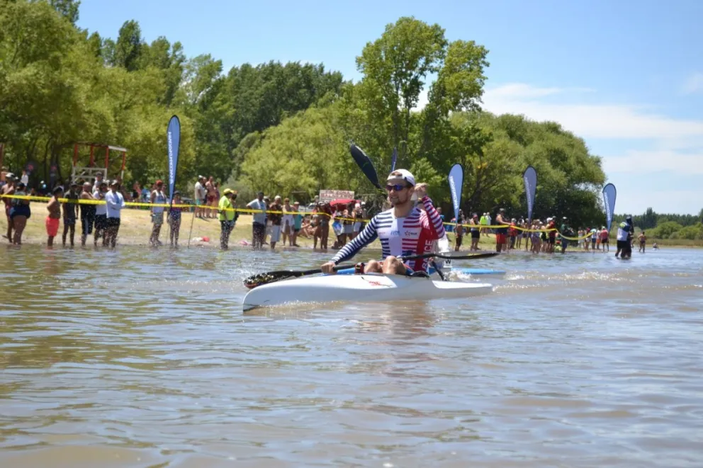 De película: la Regata y un final de etapa lleno de emociones, no se quieren sacar ventaja