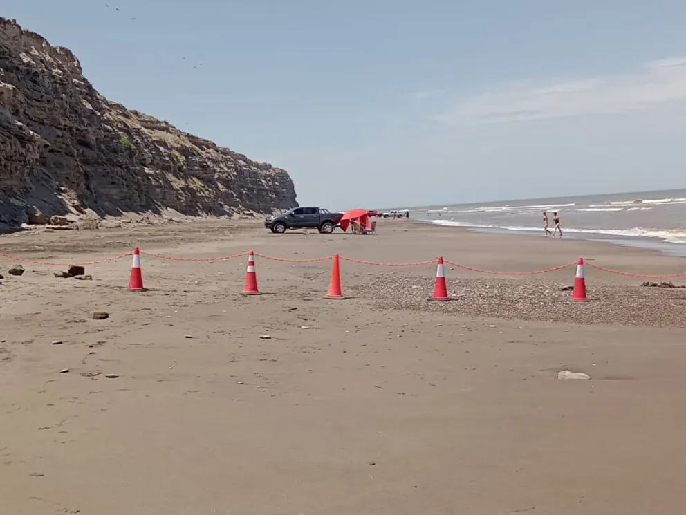 Vuelven a poner orden en el ingreso con vehículos a la playa y fijan más restricciones