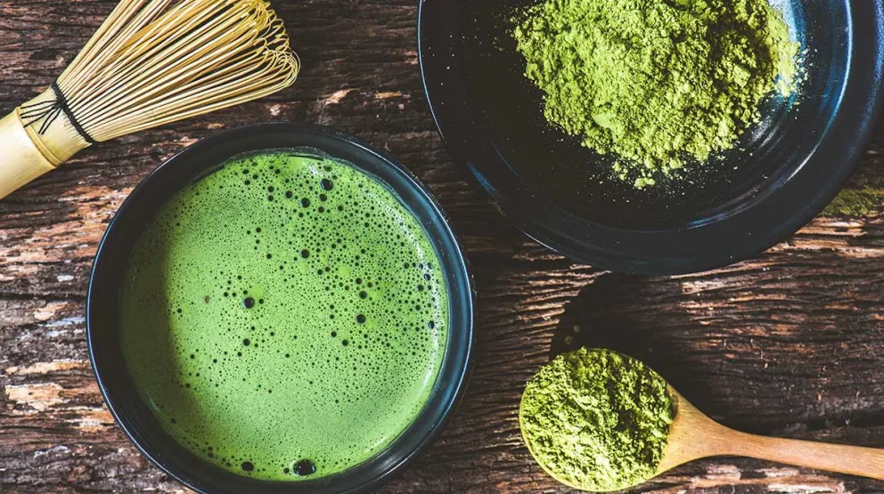Cuáles son los beneficios del matcha, el té verde japonés que es furor