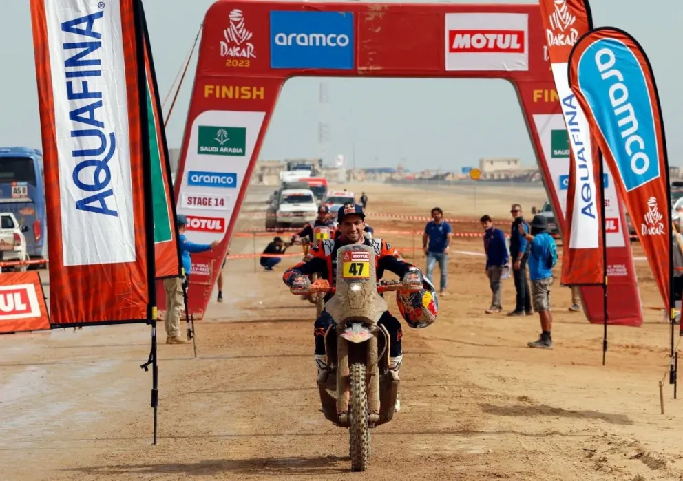 El argentino Kevin Benavides se consagró campeón del Rally Dakar en motos 