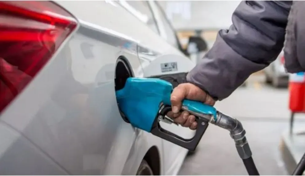 Tras el nuevo aumento del 4%: cómo quedaron los precios de las naftas 