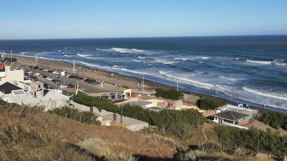 Vecinos de El Cóndor y visitantes de zonas cercanas disfrutaron de un fin de semana cálido. Foto: archivo