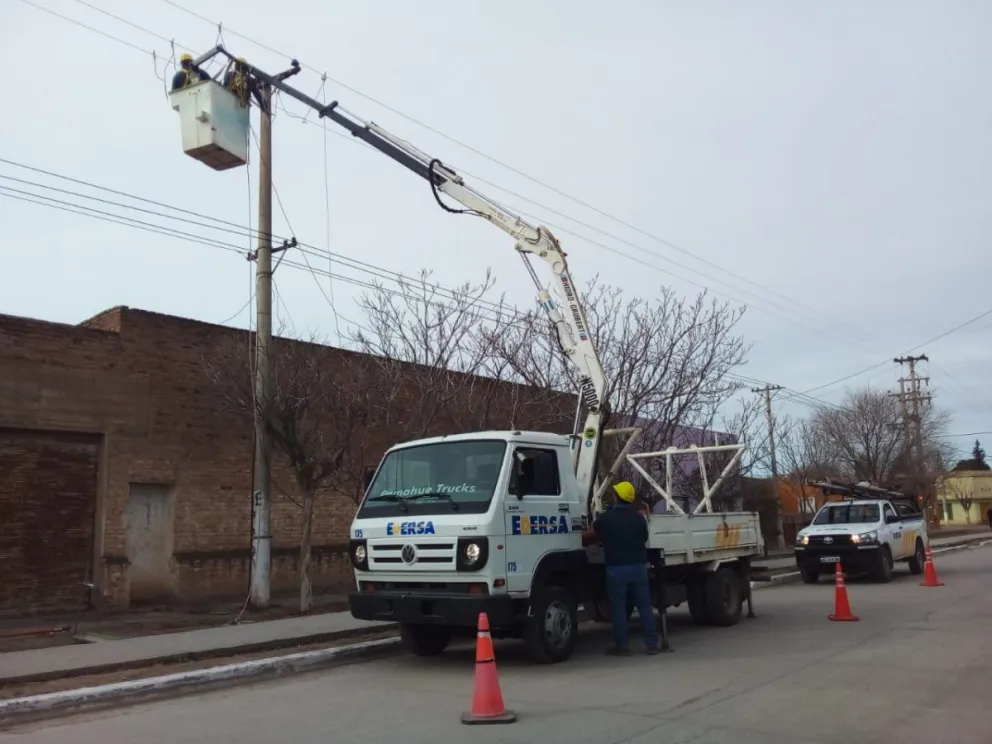La tormenta eléctrica en la zona atlántica generó estragos con el servicio eléctrico