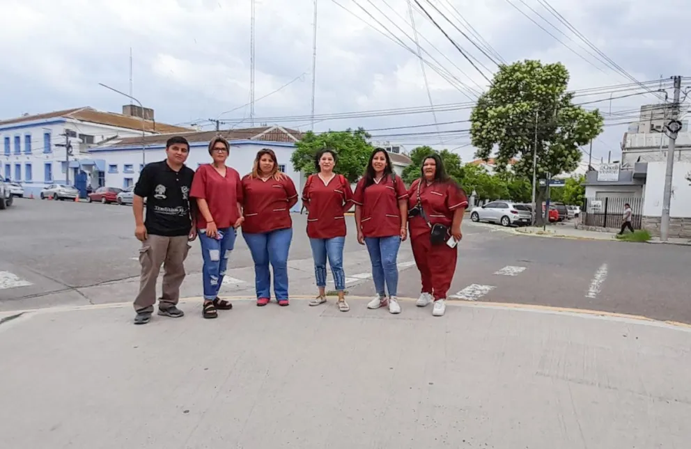 Grave denuncia de acompañantes terapéuticos en Viedma: precariedad y abandono 
