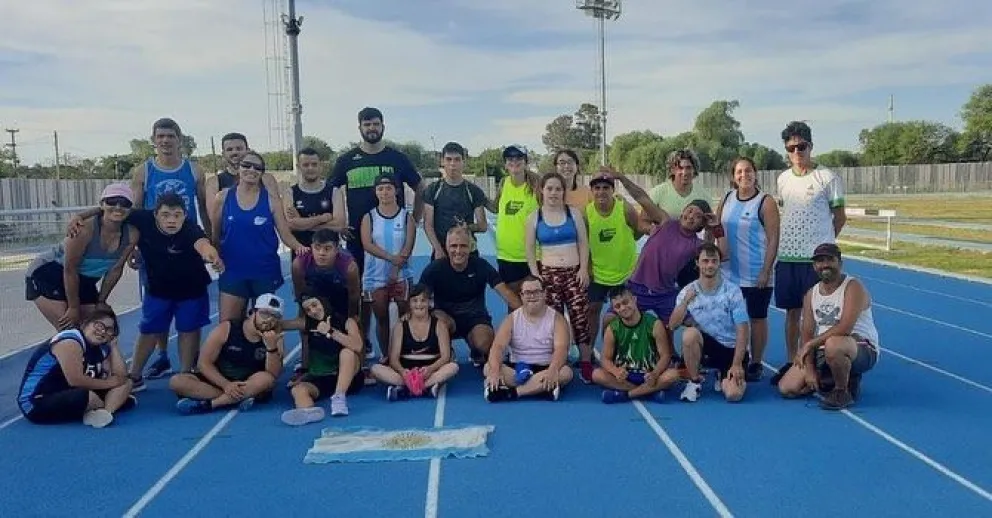 A falta de dos meses para el TRI 21, Jeremías Loza Moreno se entrena en San Luis con la Selección Argentina