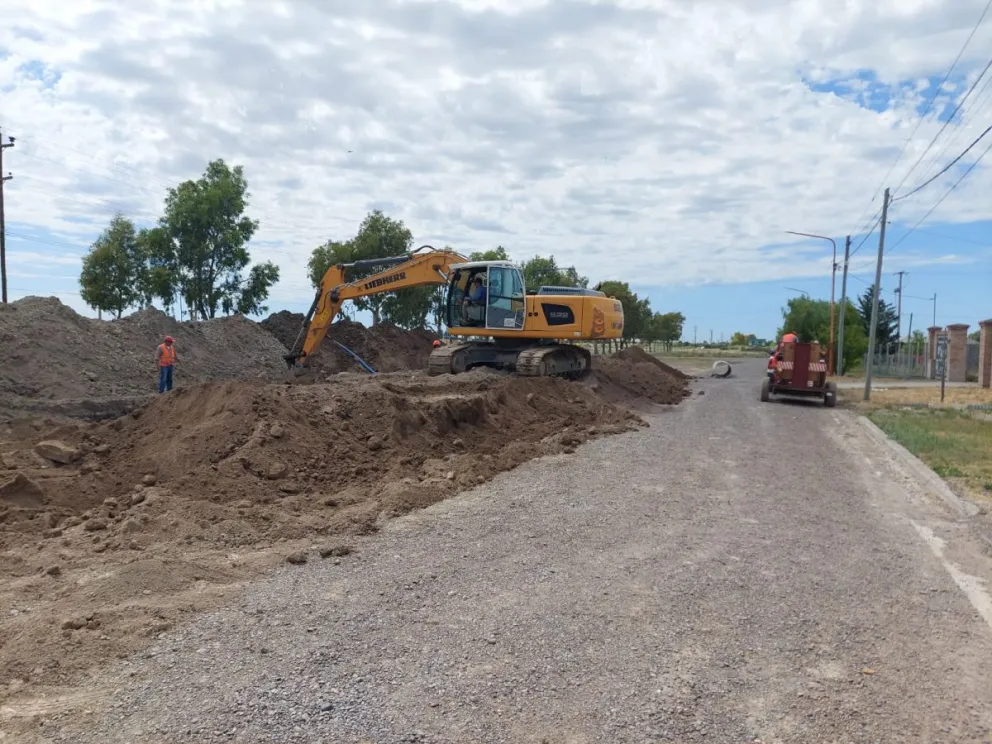 Avanzan las obras de desagües pluviales en el Parque Industrial