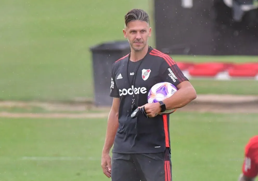 Demichelis no los quiere: River le busca la salida a dos de sus jugadores